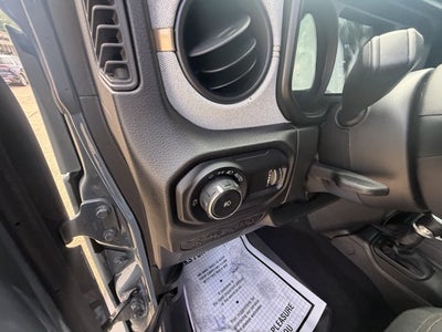 2025 Jeep Wrangler 4-Door Summit 4x4