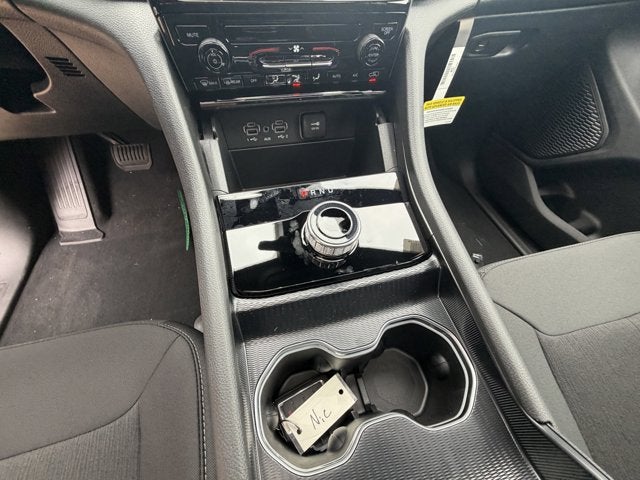 2025 Jeep Grand Cherokee GRAND CHEROKEE LAREDO X 4X2