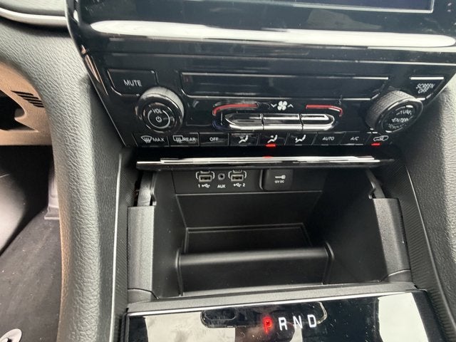 2025 Jeep Grand Cherokee GRAND CHEROKEE LAREDO X 4X2