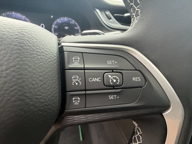 2025 Jeep Grand Cherokee GRAND CHEROKEE LAREDO X 4X2