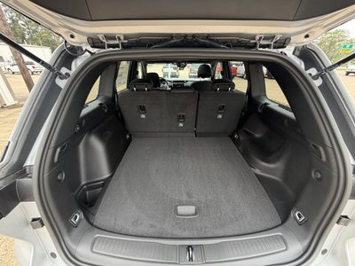 2025 Jeep Grand Cherokee GRAND CHEROKEE LAREDO X 4X2