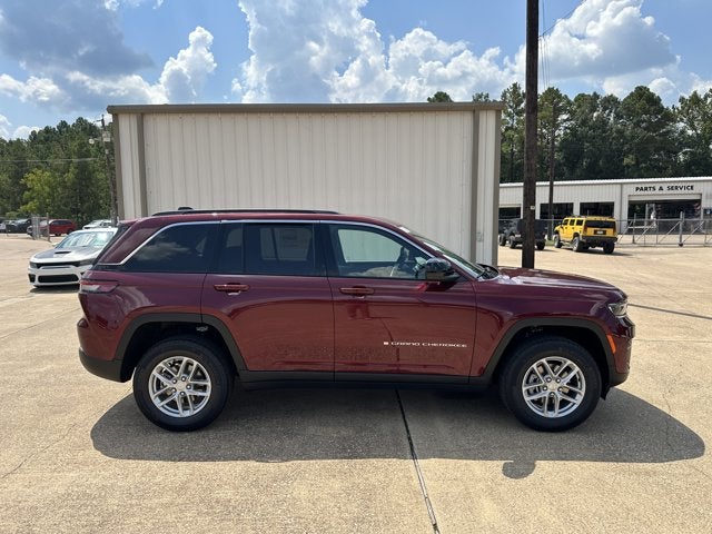 2025 Jeep Grand Cherokee GRAND CHEROKEE LAREDO X 4X2
