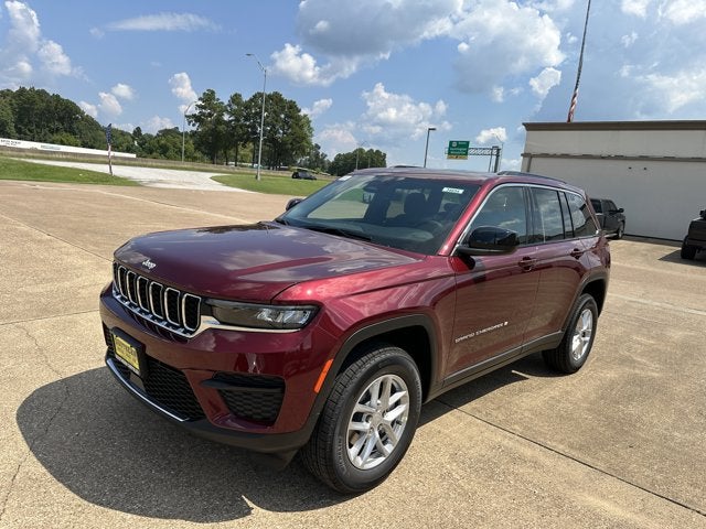 2025 Jeep Grand Cherokee GRAND CHEROKEE LAREDO X 4X2