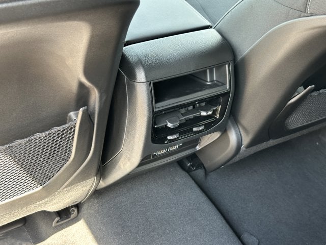 2025 Jeep Grand Cherokee GRAND CHEROKEE LAREDO X 4X2