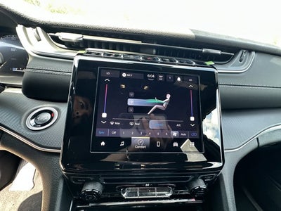 2025 Jeep Grand Cherokee GRAND CHEROKEE LAREDO X 4X2