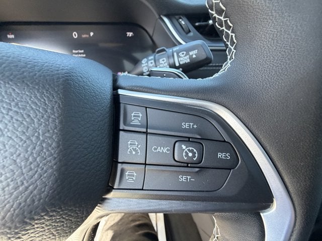 2025 Jeep Grand Cherokee GRAND CHEROKEE LAREDO X 4X2