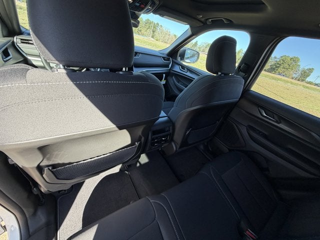 2025 Jeep Grand Cherokee GRAND CHEROKEE LAREDO X 4X2