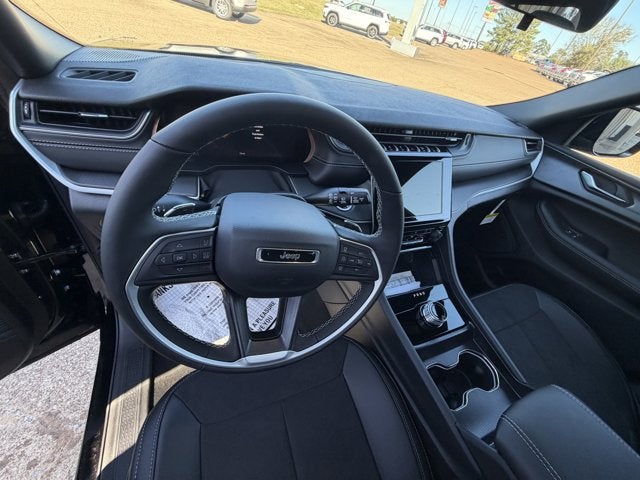 2025 Jeep Grand Cherokee GRAND CHEROKEE L ALTITUDE X 4X2