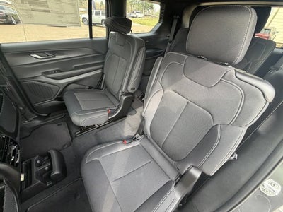 2026 Jeep Grand Cherokee GRAND CHEROKEE L LAREDO X 4X2