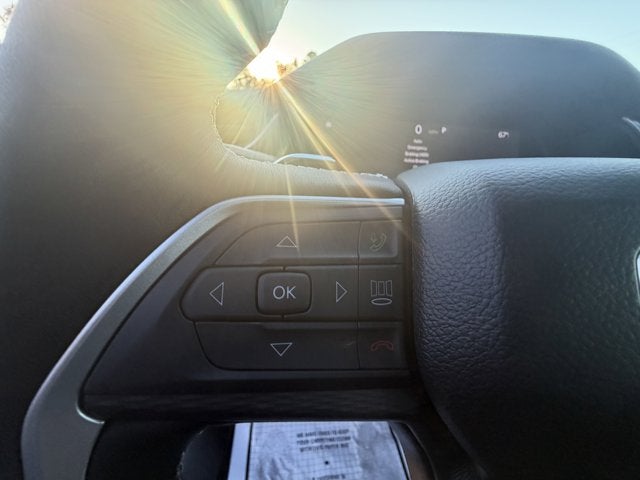 2025 Jeep Grand Cherokee GRAND CHEROKEE L LAREDO X 4X2