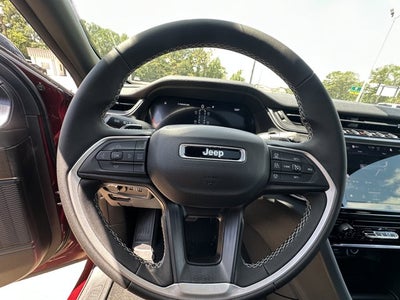 2025 Jeep Grand Cherokee GRAND CHEROKEE L LAREDO X 4X2