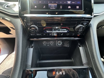 2025 Jeep Grand Cherokee GRAND CHEROKEE L LAREDO X 4X2