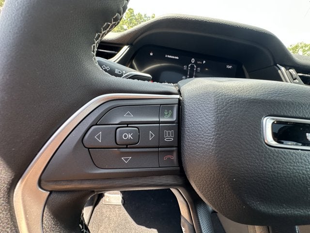 2025 Jeep Grand Cherokee GRAND CHEROKEE L LAREDO X 4X2