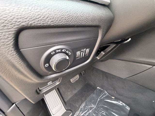 2027 Jeep Grand Cherokee GRAND CHEROKEE L LAREDO X 4X2