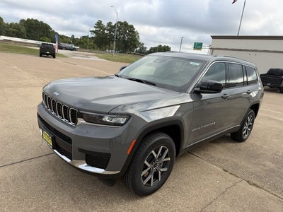 2027 Jeep Grand Cherokee GRAND CHEROKEE L LAREDO X 4X2