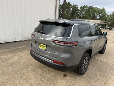 2027 Jeep Grand Cherokee GRAND CHEROKEE L LAREDO X 4X2