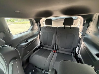 2027 Jeep Grand Cherokee GRAND CHEROKEE L LAREDO X 4X2