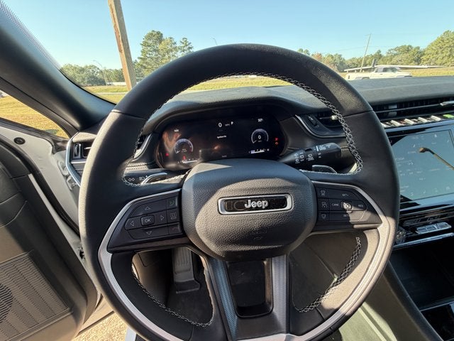 2025 Jeep Grand Cherokee GRAND CHEROKEE L ALTITUDE X 4X2