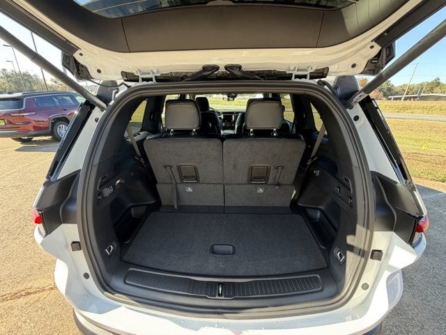 2025 Jeep Grand Cherokee GRAND CHEROKEE L ALTITUDE X 4X2