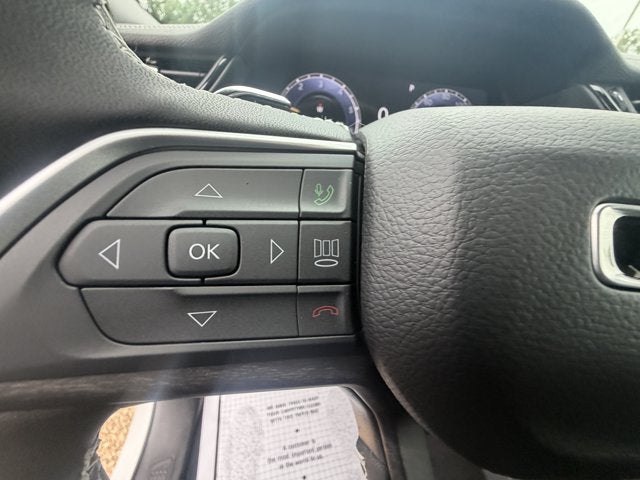 2026 Jeep Grand Cherokee GRAND CHEROKEE L LAREDO ALTITUDE 4X2