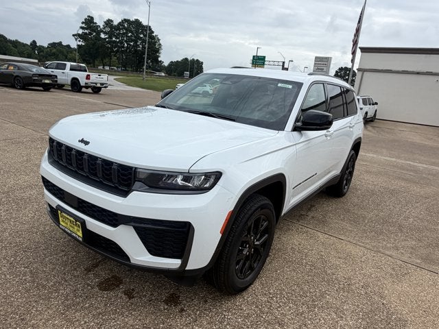 2026 Jeep Grand Cherokee GRAND CHEROKEE L LAREDO ALTITUDE 4X2