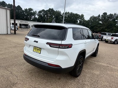 2026 Jeep Grand Cherokee GRAND CHEROKEE L LAREDO ALTITUDE 4X2
