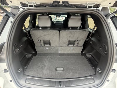 2026 Jeep Grand Cherokee GRAND CHEROKEE L LAREDO ALTITUDE 4X2