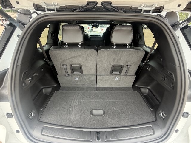 2026 Jeep Grand Cherokee GRAND CHEROKEE L LAREDO ALTITUDE 4X2