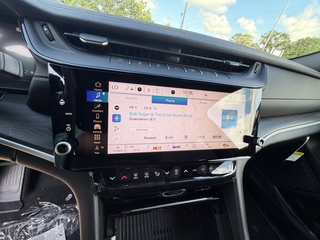 2026 Jeep Grand Cherokee GRAND CHEROKEE L LAREDO ALTITUDE 4X2