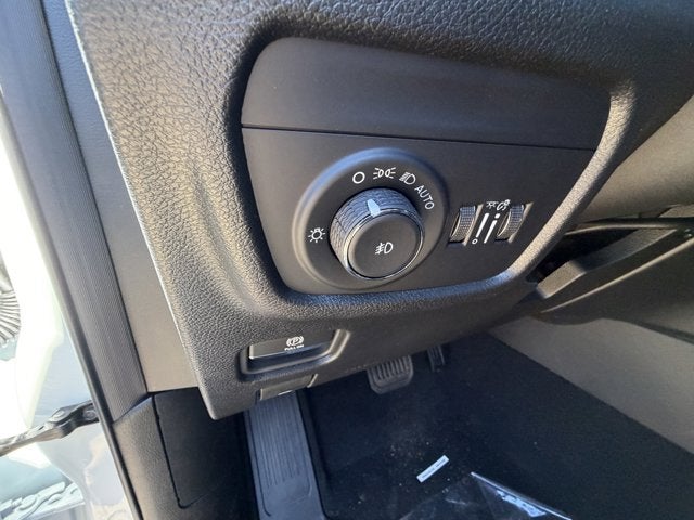 2025 Jeep Grand Cherokee GRAND CHEROKEE L LIMITED 4X2