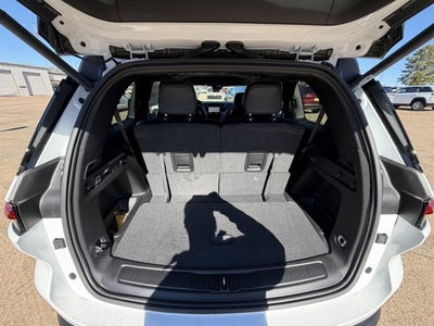 2025 Jeep Grand Cherokee GRAND CHEROKEE L LIMITED 4X2