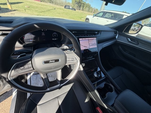 2025 Jeep Grand Cherokee GRAND CHEROKEE L LIMITED 4X2