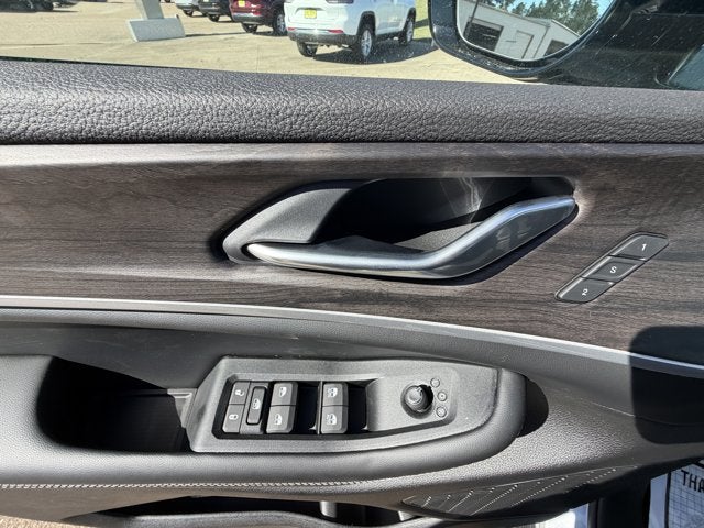 2025 Jeep Grand Cherokee GRAND CHEROKEE L LIMITED 4X2