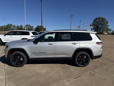 2025 Jeep Grand Cherokee GRAND CHEROKEE L LIMITED 4X2