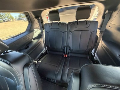 2025 Jeep Grand Cherokee GRAND CHEROKEE L LIMITED 4X2