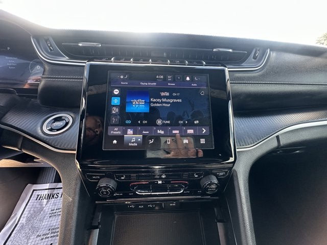 2024 Jeep Grand Cherokee L Altitude 4x4