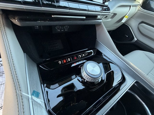2026 Jeep Grand Wagoneer GRAND WAGONEER L 4X2