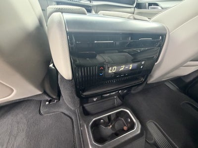 2026 Jeep Grand Wagoneer L 4x2
