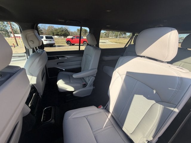 2026 Jeep Grand Wagoneer GRAND WAGONEER L 4X2