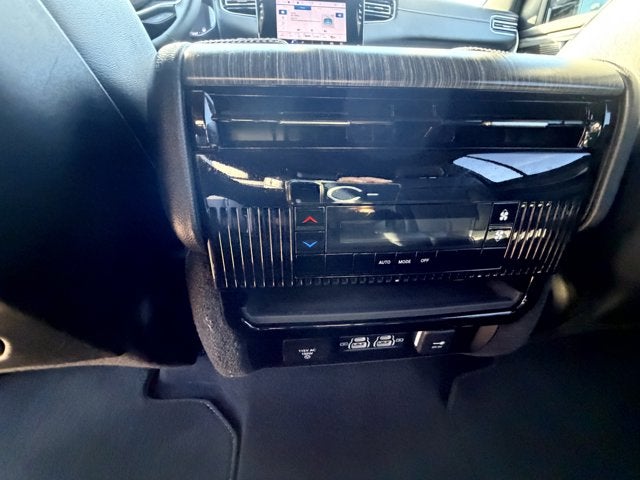 2024 Jeep Wagoneer L Series II 4x4