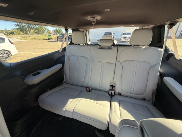 2025 Jeep Wagoneer WAGONEER L SERIES II 4X4