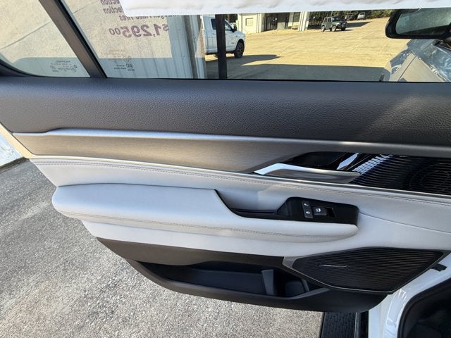 2025 Jeep Wagoneer WAGONEER L SERIES II 4X4