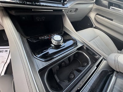 2024 Jeep Wagoneer Series II 4x2