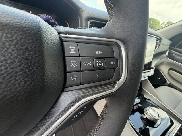 2024 Jeep Wagoneer Series II 4x2