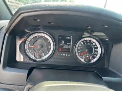 2024 RAM 1500 Classic Warlock Crew Cab 4x2 5'7' Box