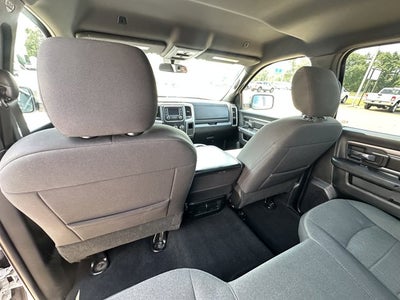 2024 RAM 1500 Classic Warlock Crew Cab 4x2 5'7' Box