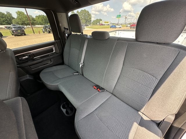 2024 RAM 1500 Classic Warlock Crew Cab 4x2 5'7' Box