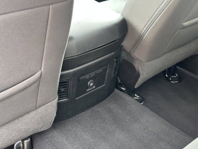 2023 RAM 1500 Classic SLT Crew Cab 4x4 5'7' Box