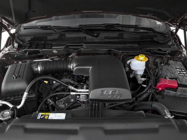 2017 RAM 1500 Lone Star Silver Crew Cab 4x4 5'7' Box