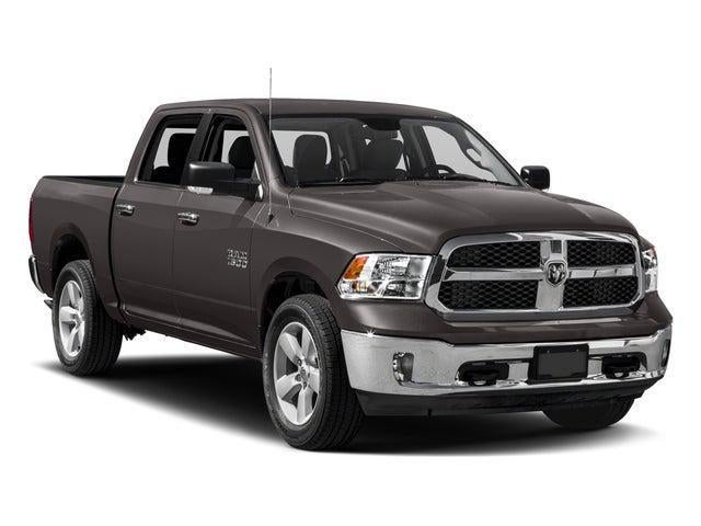 2017 RAM 1500 Lone Star Silver Crew Cab 4x4 5'7' Box